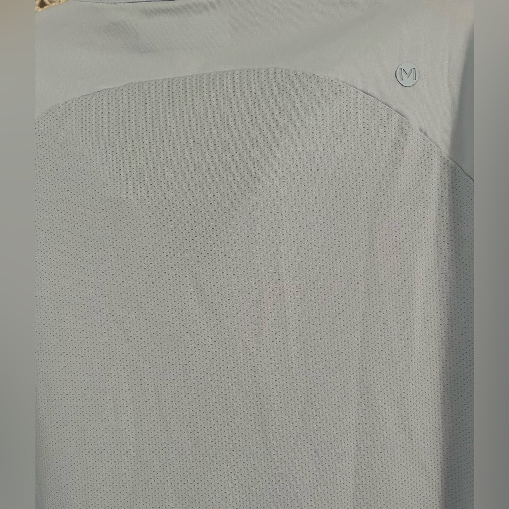 Movetes Arch Quarter Zip Ice Blue Size Medium NWT - Picture 5 of 5